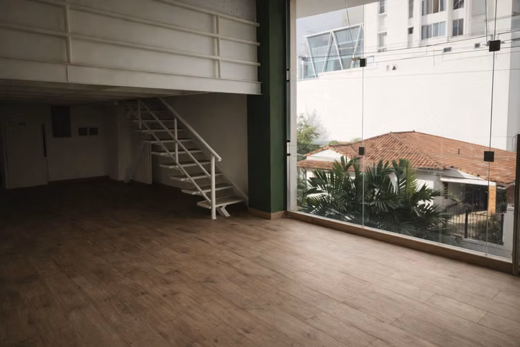 Local comercial | 100 m² | Primer nivel alto | $2,250 - Imagen 3