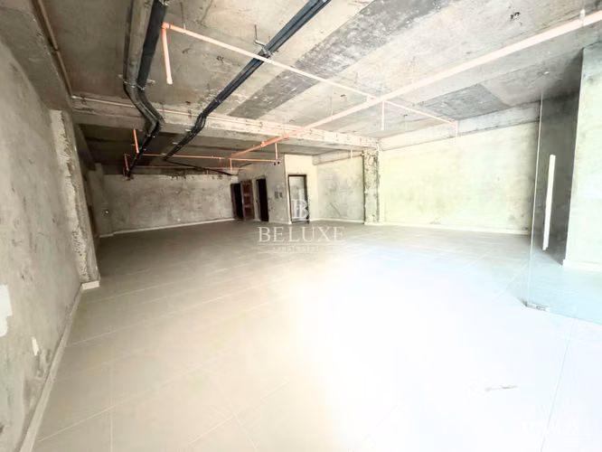 ALQUILER DE LOCAL COMERCIAL 1ER PISO COSTA DEL ESTE ISTRIP PLAZA (20)