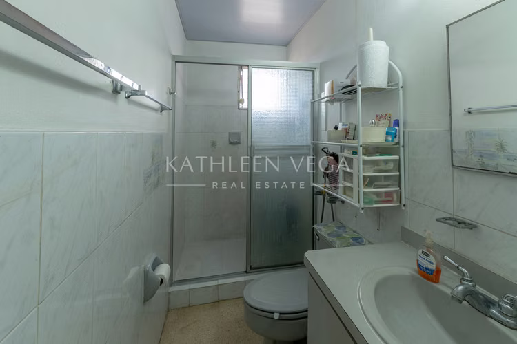 Casa Dúplex de 2 niveles en La Riviera, Altos de Panamá