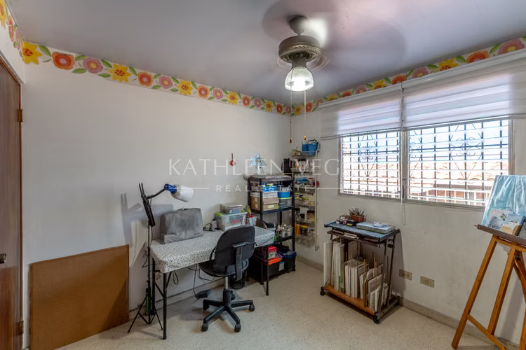 Casa Dúplex de 2 niveles en La Riviera, Altos de Panamá
