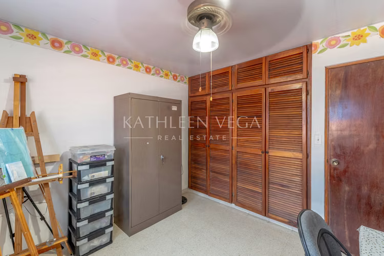 Casa Dúplex de 2 niveles en La Riviera, Altos de Panamá