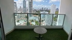 Venta de Apartamento con 158m2 en San Francisco PH Park Loft 26-5604SR
