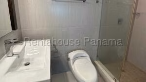 Venta de Apartamento con 158m2 en San Francisco PH Park Loft 26-5604SR