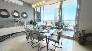 Venta de Apartamento con 192m2 en Coco del Mar PH Torre Panorama 25-6438SR