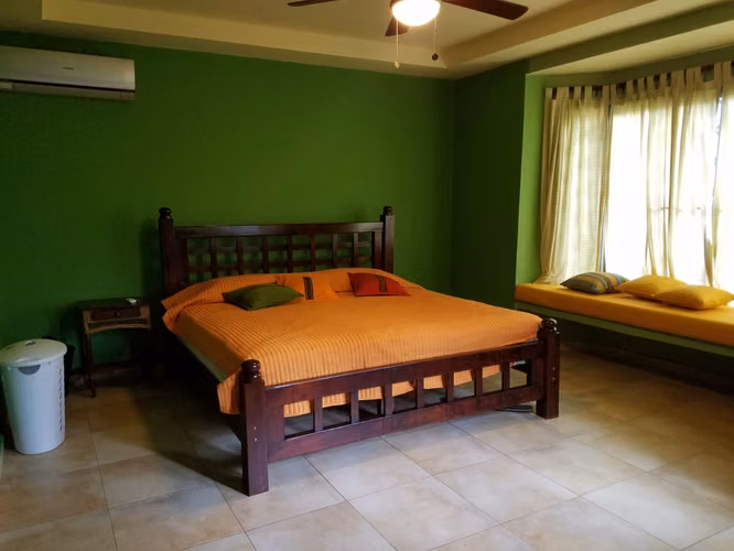 En venta casa en Coronado zona de playa - Imagen 9