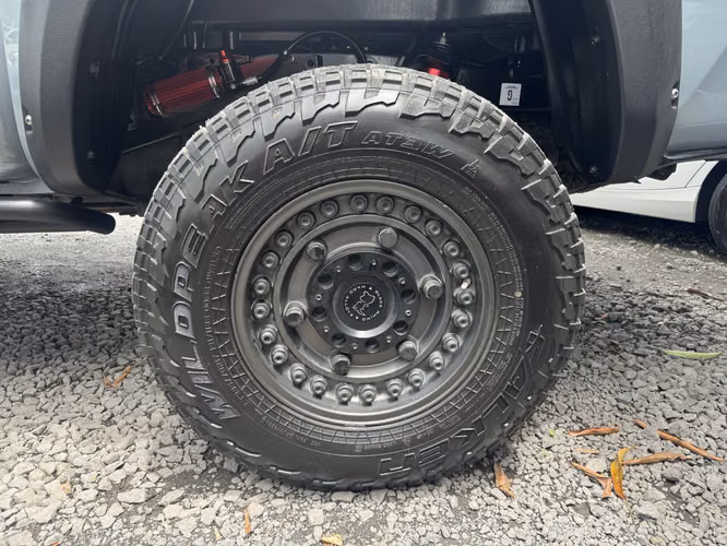 TOYOTA TACOMA 2019