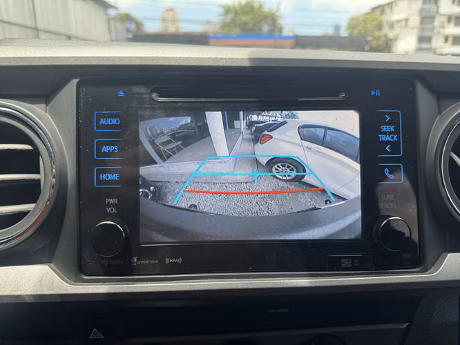 TOYOTA TACOMA 2019