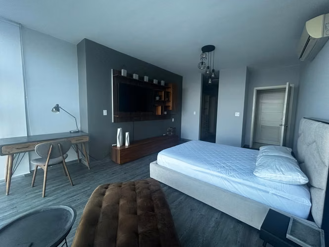 Apartment for sale on Avenida Balboa