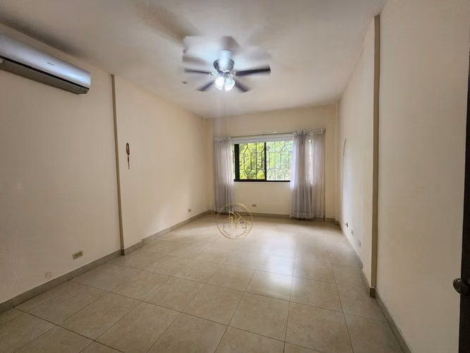 Venta Casa de 3 niveles en Ancón cerca de Albrook Mall - LH - Imagen 12