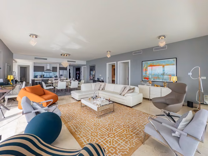 APARTAMENTO EN VENTA EN PH YOO, AVENIDA BALBOA, 3REC.