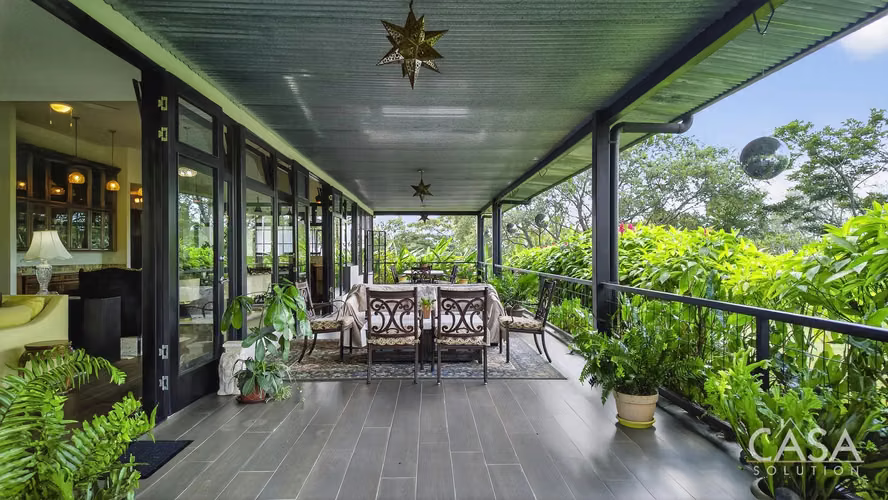Finca Campestre De 5.5 Acres Con Múltiples Edificaciones En Venta Cerca De Boquete