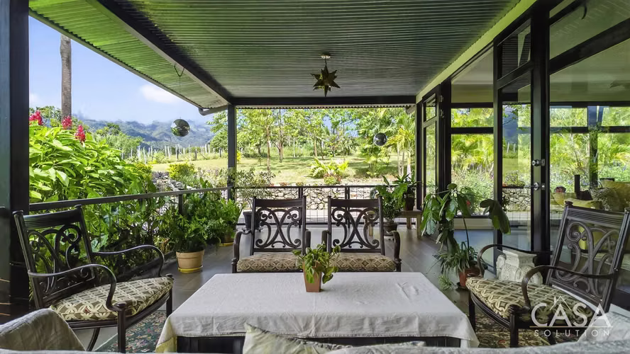 Finca Campestre De 5.5 Acres Con Múltiples Edificaciones En Venta Cerca De Boquete