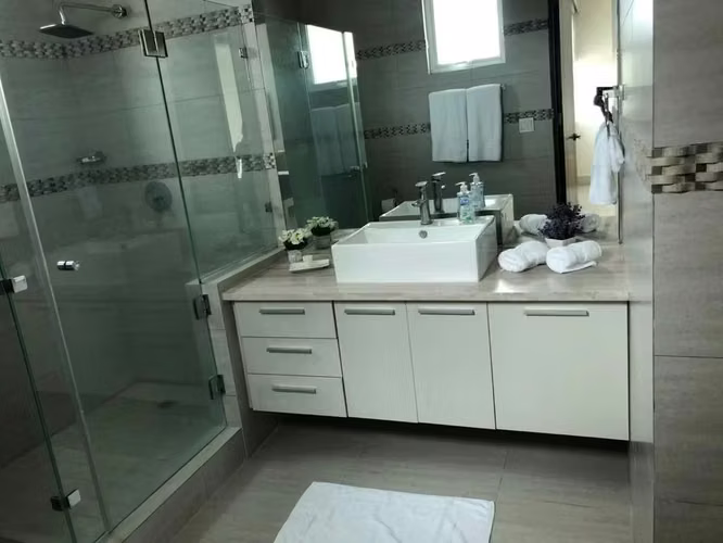 Melissa Foster Luxury vende/alquila apartamento en BARCOVENTO, San Carlos.