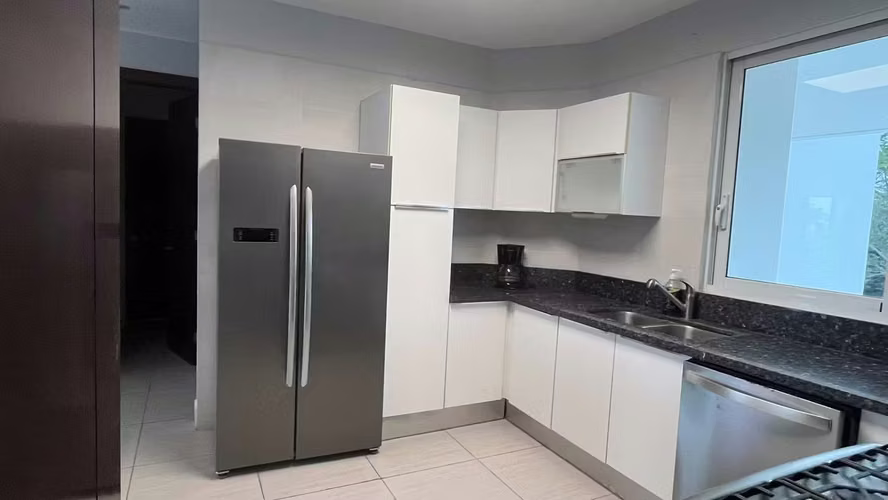 Melissa Foster Luxury vende/alquila apartamento en BARCOVENTO, San Carlos.