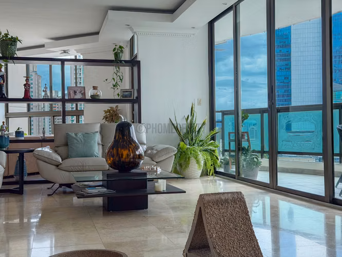 Apartamento en venta en Punta Pacífica Panamá – Amplio modelo de 3 habitaciones