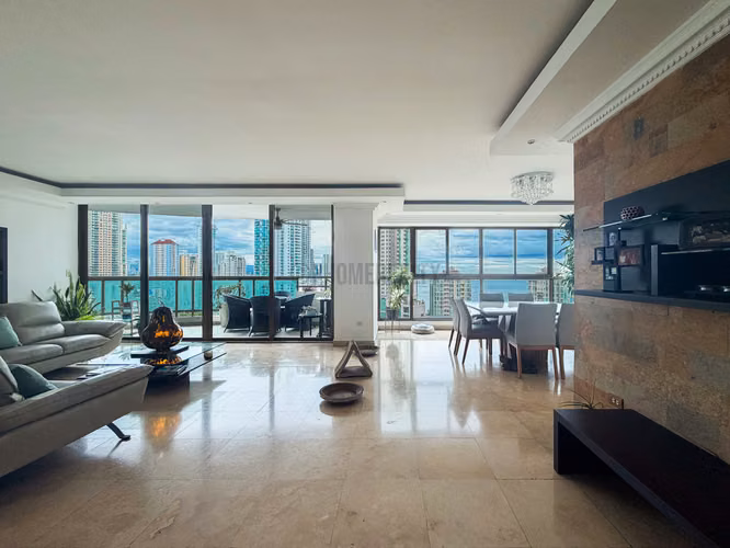 Apartamento en venta en Punta Pacífica Panamá – Amplio modelo de 3 habitaciones