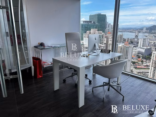 VENTA OFICINA AMOBLADA PH OCEANIA BUSINESS PLAZA, SAN FRACISCO (2)