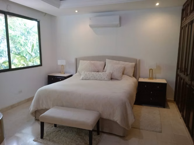 SE VENDE O ALQUILA MANSIÓN EN ALTOS DEL GOLF – LUJO, AMPLITUD Y PRIVACIDAD - Imagen 13