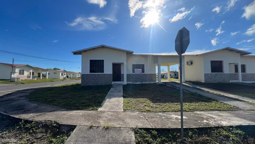 Bank sells house in Residencial Los Ángeles Phase II – San Pablo Nuevo, David, Chiriquí