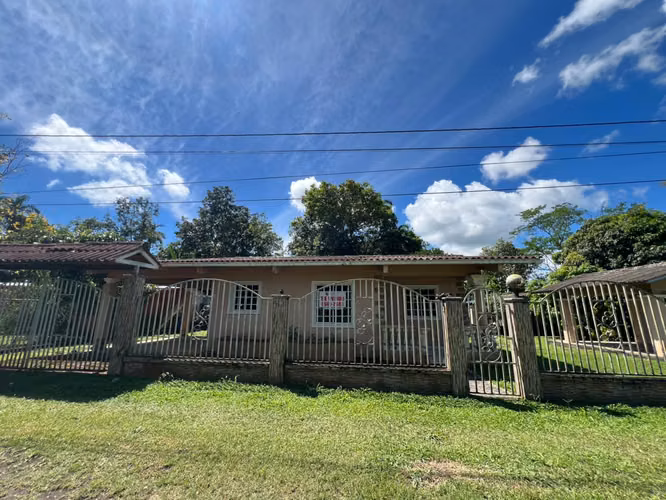 Banco vende casa en Bugabita Arriba – La Concepción, Bugaba, Chiriquí