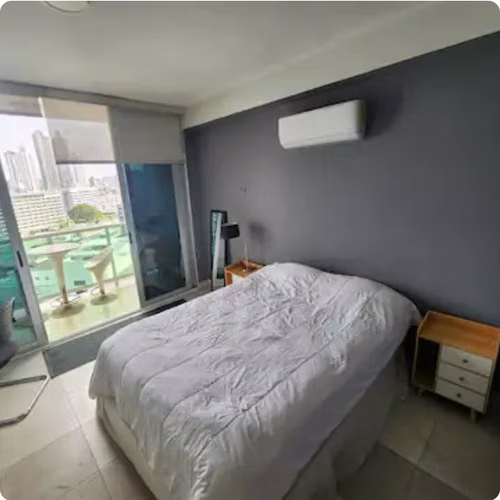 Recámara in Shared Apartment