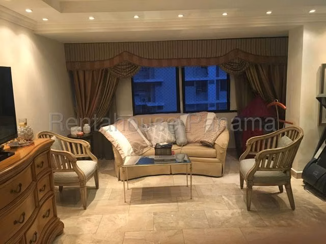 GANGA!! Venta de apartamento 436 MTS en Marbella - Imagen 10