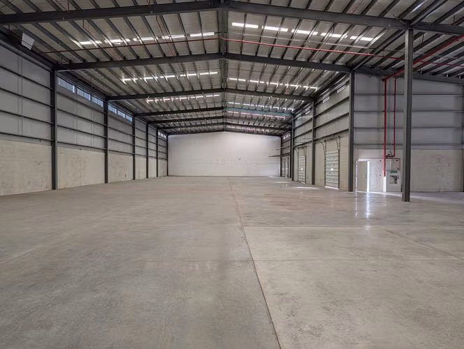 BODEGA LLANO BONITO 1,500 M2 $13,125 ALQUILO