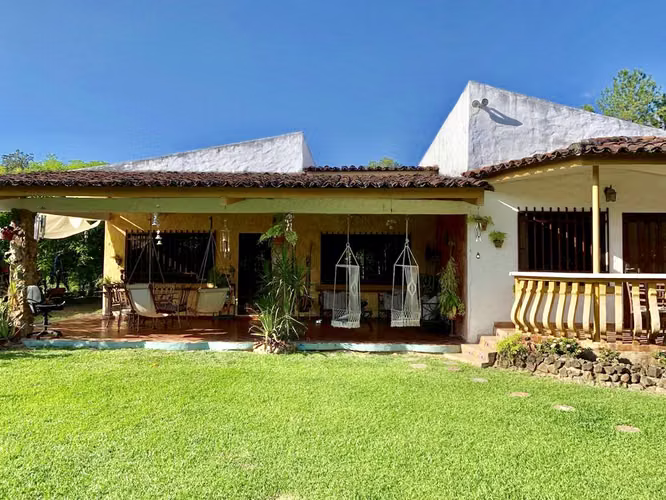 Casa de Playa en Coronado con Piscina Privada para 10 Personas