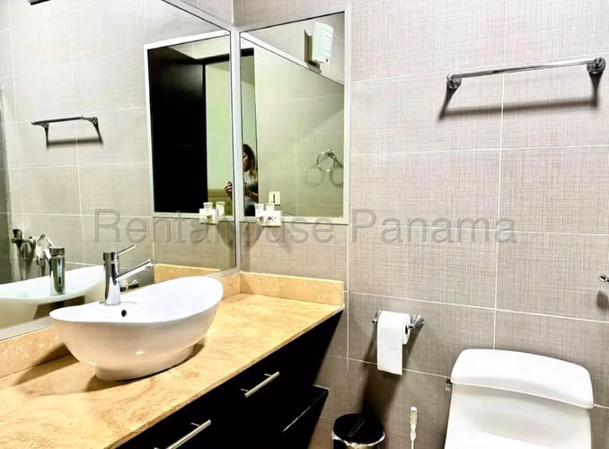APARTAMENTO EN VENTA EN AVENIDA BALBOA. SKY RESIDENCES