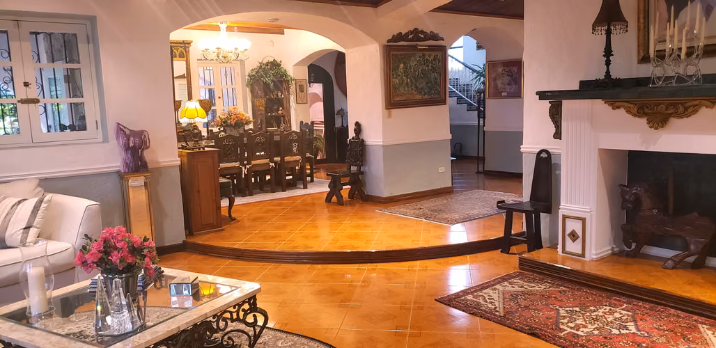PORTENTOSA RESIDENCIA EN EL VALLE CON 1.8 HECTS. DE TERRENO
