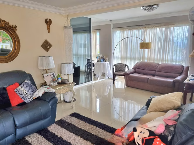 Venta de Casa en Altos de Panama