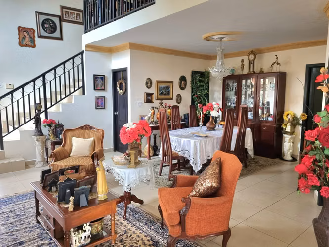 Venta de Casa en Altos de Panama