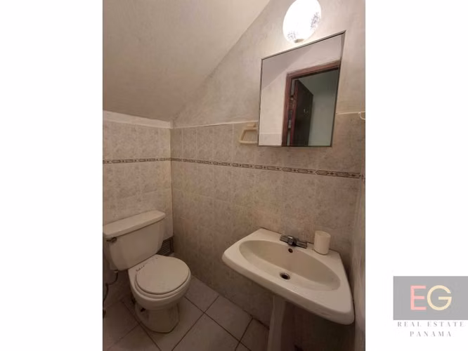 Se vende casa en Altos de Cerro Azul - Imagen 15
