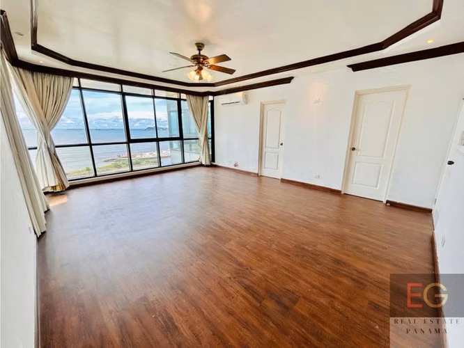 Se vende departamento en Avenida Balboa, Torres Miramar Plaza - Imagen 8