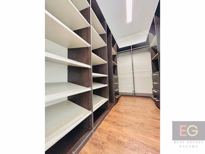 Se vende departamento en Avenida Balboa, Torres Miramar Plaza - Imagen 10