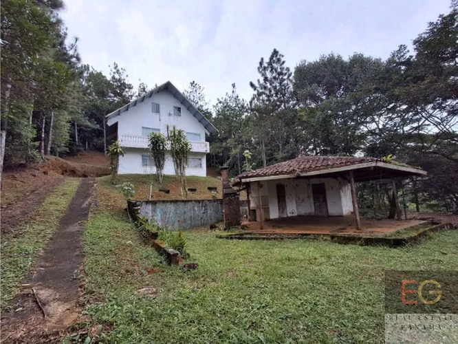 Se vende casa en Altos de Cerro Azul