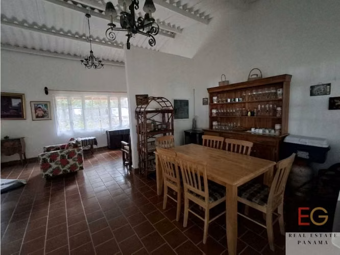Se vende casa en Altos de Cerro Azul - Imagen 3