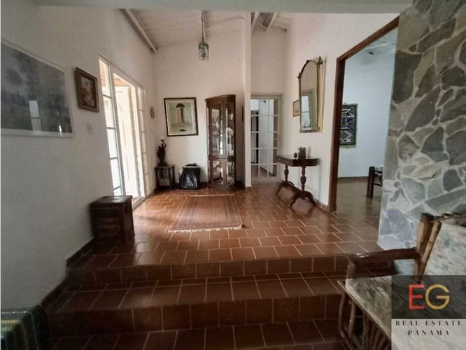 Se vende casa en Altos de Cerro Azul - Imagen 7