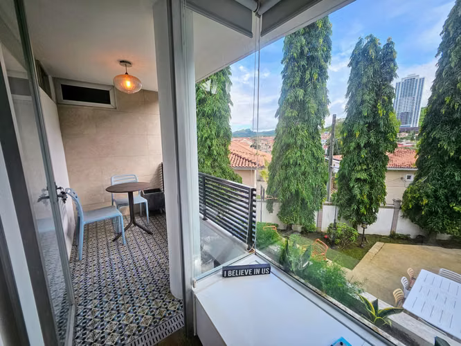Se vende casa en Fuente del Fresno, Altos de Panamá