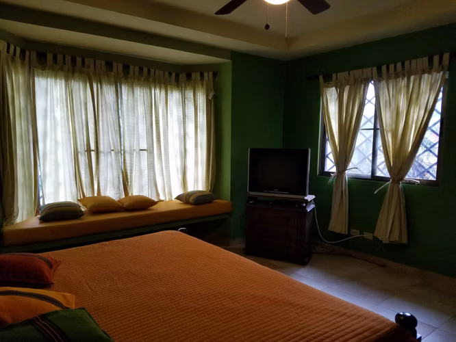 Venta de Casa con Piscina en Coronado Golf