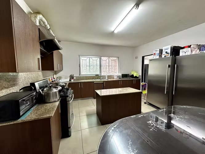 Se vende casa en Dorado Village, Condado del Rey