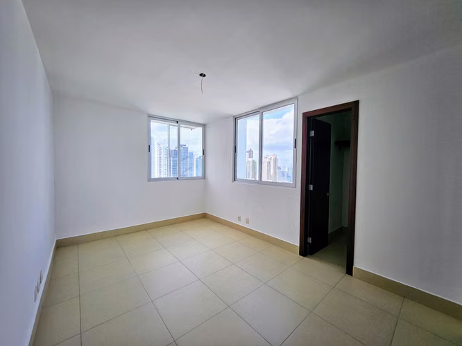 Se vende apartamento en Costa del Este, Ph Breeze