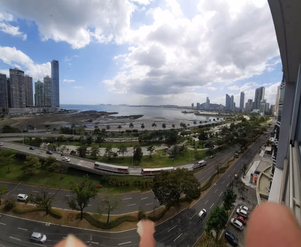 APARTAMENTO GRAN BAY TOWER 2 RECAMARAS BALCON EXELENTE UBICACION - Imagen 8