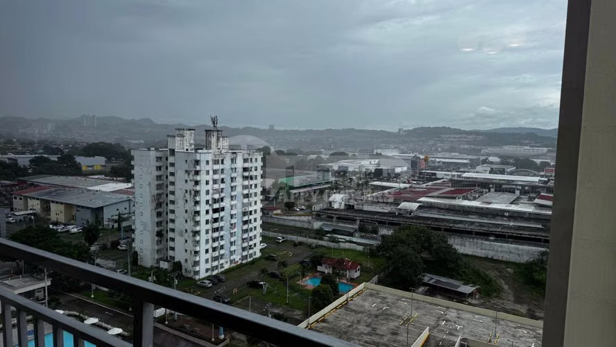 Venta de apartamento en PH los Pueblos Towers