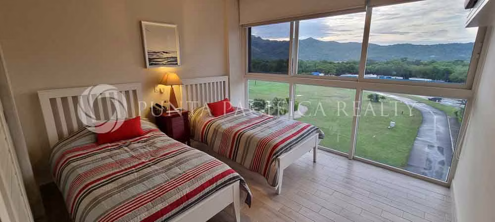 En Venta | Penthouse Frente al Mar con Vistas Panorámicas | En P.H. Olas del Mar | Playa Caracol