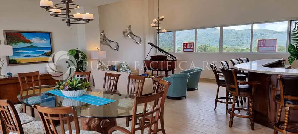 En Venta | Penthouse Frente al Mar con Vistas Panorámicas | En P.H. Olas del Mar | Playa Caracol