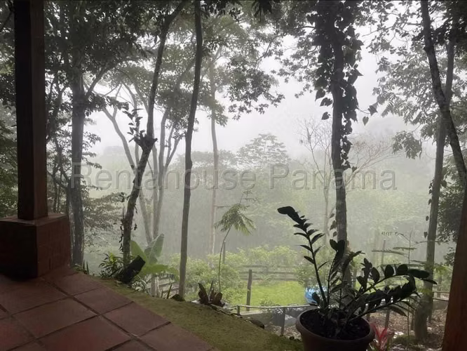 Vendo Terreno en Vereda El Ñeque, Guararé, Los Santos 26-5606GG