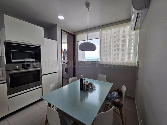Vendo Apartamento Espacioso en PH Solana, Santa María 26-5610GG