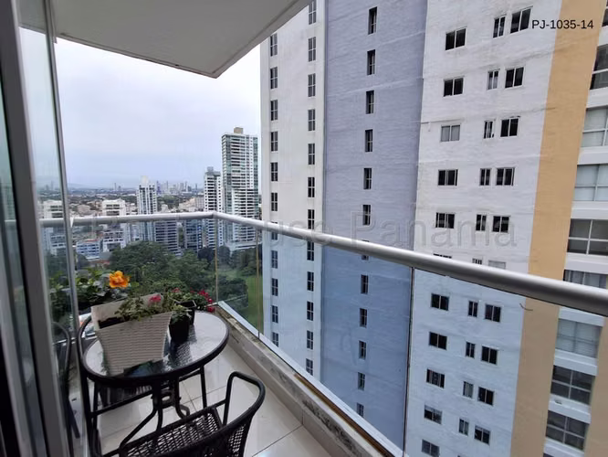 Venta de apartamento en Carrasquilla CF26-1981