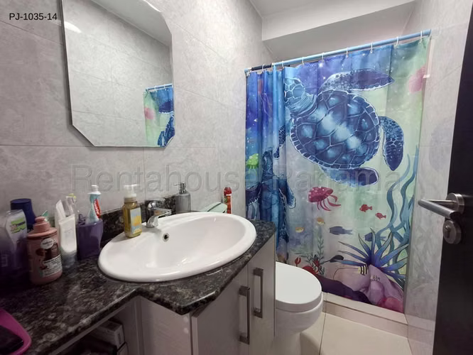 Venta de apartamento en Carrasquilla CF26-1981